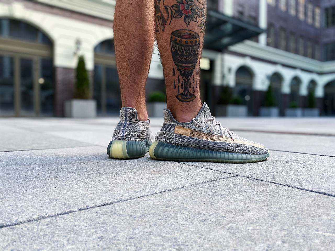 Кросівки чоловічі Adidas Yeezy 350 Boost V2 "Israfil" / FZ5421 (Розміри:41,42,43,44,45,46)
