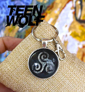 Брелок з логотипом Teen Wolf Вовченя