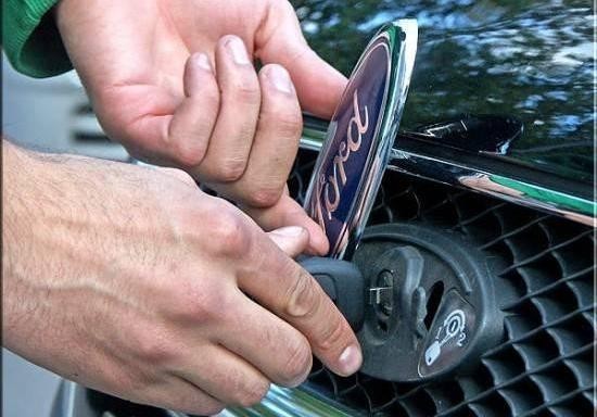 Як відкрити автомобіль відмичками без ключі? Дніпропетровск
