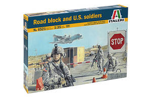ROAD BLOCK AND U. S. SOLDIERS. 1/35 ITALERI 6521