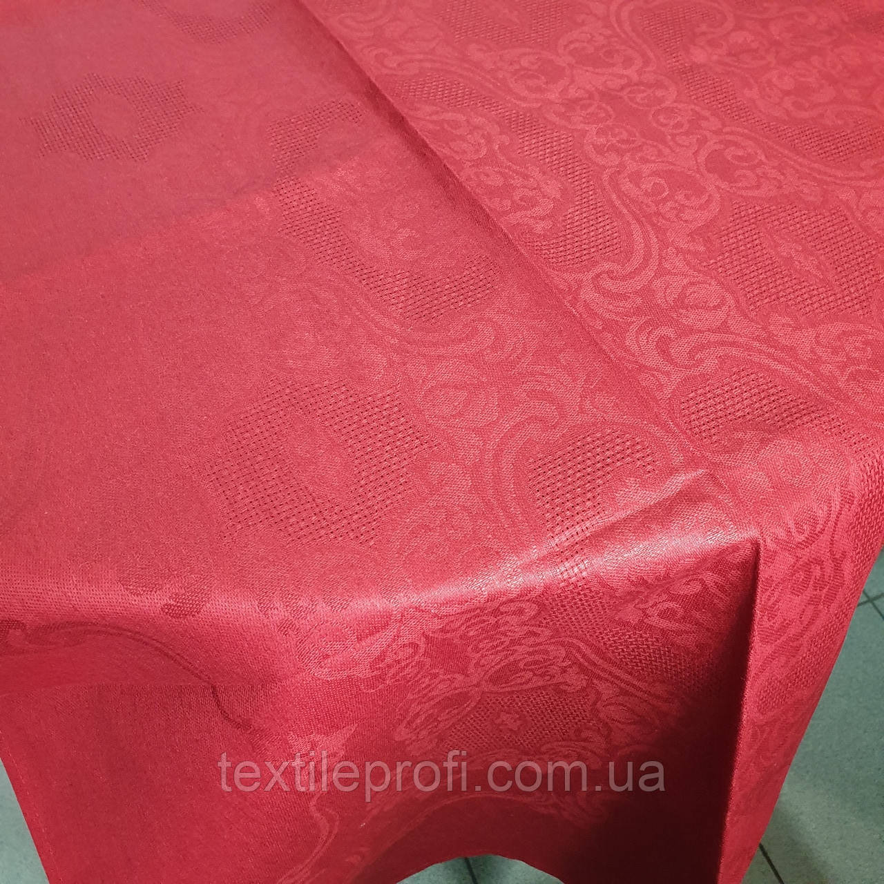 Лляна глянсова скатертина "Фаворит" (170 на 170 см)