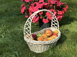 Плетений кошик  з білої лози. для освячення фруктів., фото 2