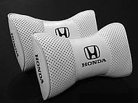 Подушка на подголовник в авто Honda 1шт.