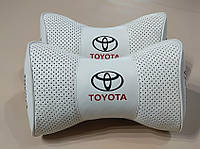 Подушка на подголовник в авто Toyota 1шт.