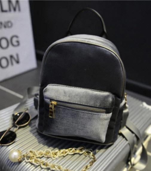 Милий оксамитовий рюкзак для модних дівчат