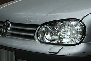 Volkswagen Caddy — встановлення бі-ксенонових лінз Morimoto Ullimate G5 2,5" в фари 