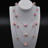 На ланцюжку рожеві намистини з полімерної глини довжина 70 см