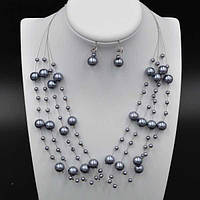 Комплект намистини та сережки сірі акрилові намистини