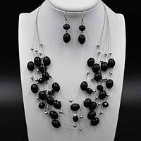Комплект намистини та сережки чорні акрилові намистини