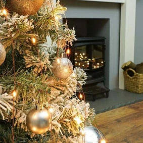 Розпродаж новорічних гірлянд