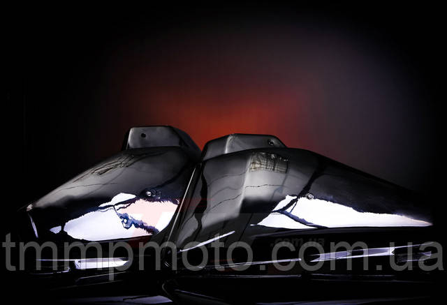 Боковые крышки бардачка ( боковой пластик ) мопеда Альфа / Alpha, пластик состоит из двух крышек (правая + левая )