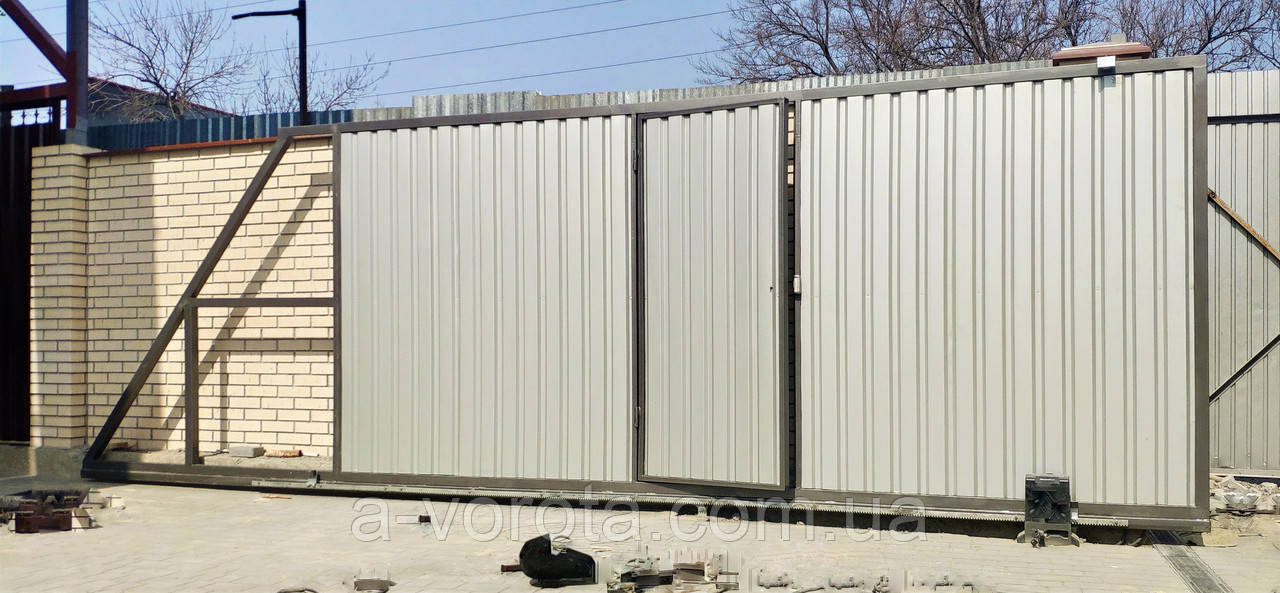 Виробництво відкатних воріт профнастил з вбудованою хвірткою ш4500 в2300 мм Миколаїв, фото 1