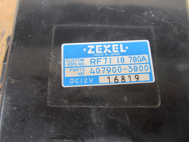 Блок керування двигуном ZEXEL RF7118780A 4079003800 Mazda 626 GD 2.0d 1987-1992