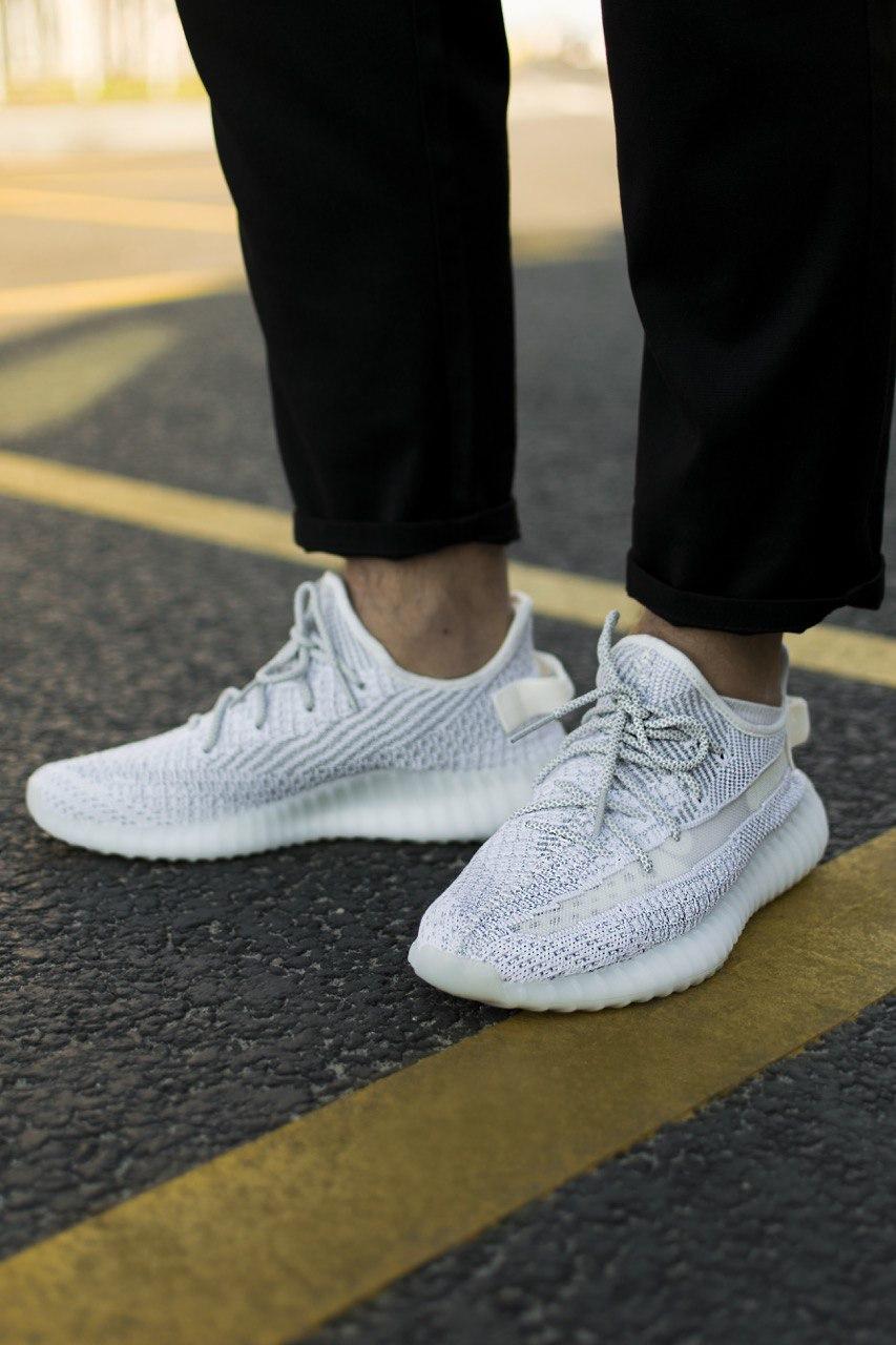 Кроссовки мужские Adidas Yeezy 350 Static Reflective (адидас изи буст 350 статик рефлектив) - фото 3 - id-p1232798883