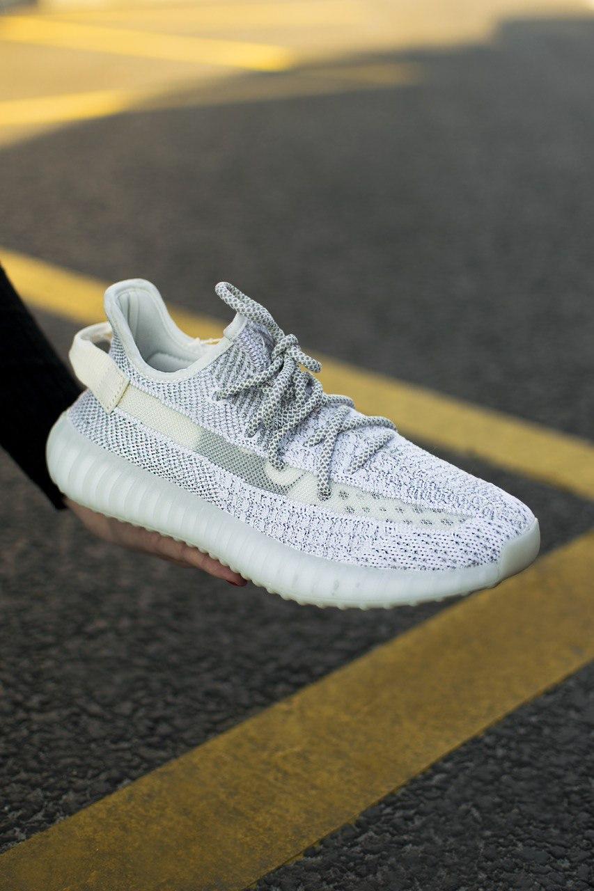 Кроссовки мужские Adidas Yeezy 350 Static Reflective (адидас изи буст 350 статик рефлектив) - фото 10 - id-p1232798883