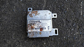 Блок управління AIRBAG Рено Кліо 2 б/в