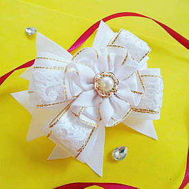 Бант шкільний репсовий на резинкі для волосся Королева (бантик білий ручної роботи в школу, білі банти резиночки на голову)