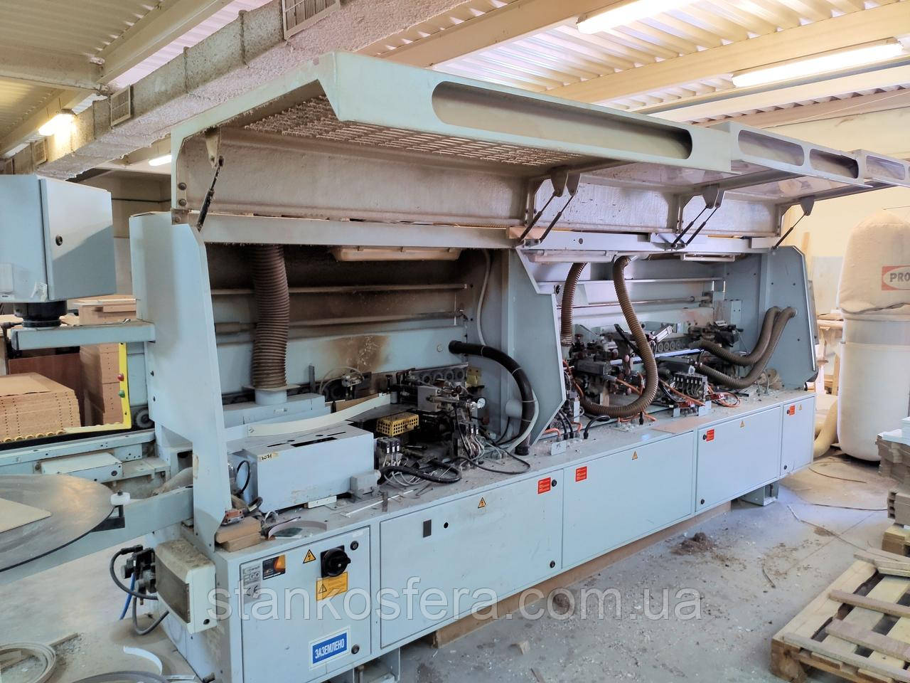 Кромкооблицювальний верстат Brandt KD68CF Optimat 2001р. Повний цикл з прифугуванням та раундом