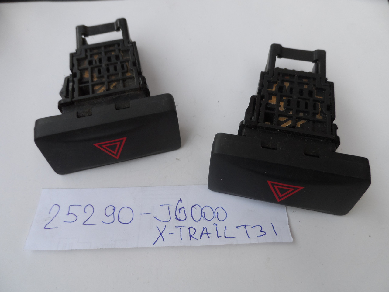 Кнопка аварійної зупинки nissan x-trail t31 2007-2013 25290JG000, фото 1