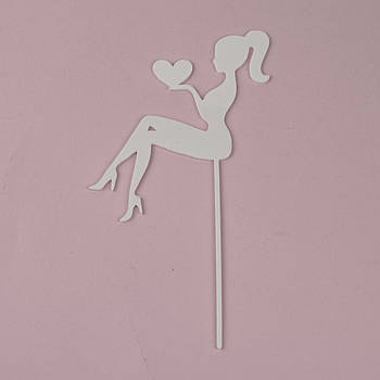 Пластиковий топер Дівчина із серцем — білий