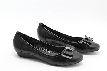 Туфлі жіночі  Basyni 8(6548C19-65-134)  чорні на низькому ходу 39