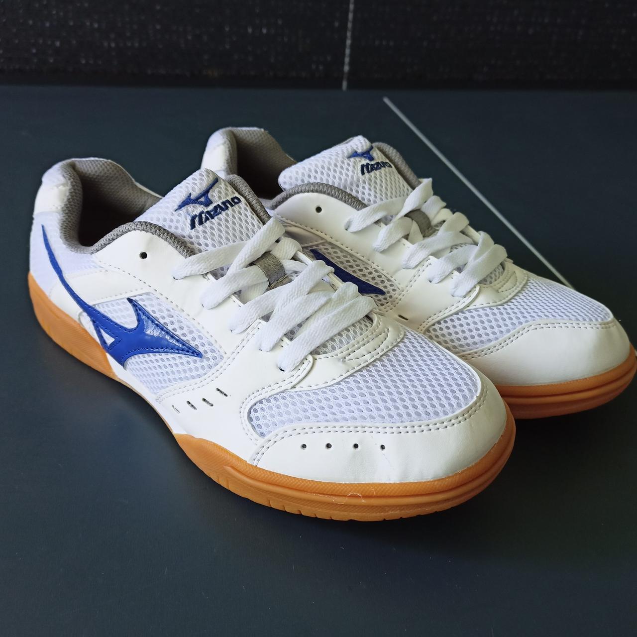 Тенісні кросівки Mizuno сlassic (23.5-24.0 см стелька)