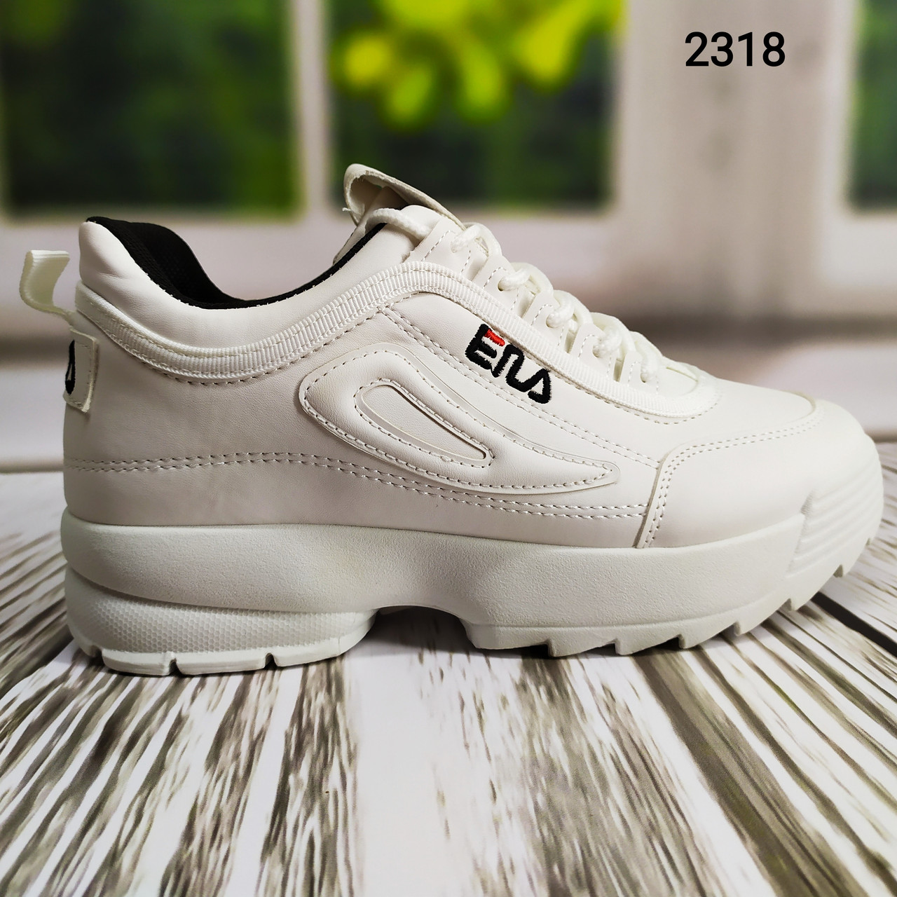 Жіночі кросівки білі в стилі FILA Disruptor, фото 1