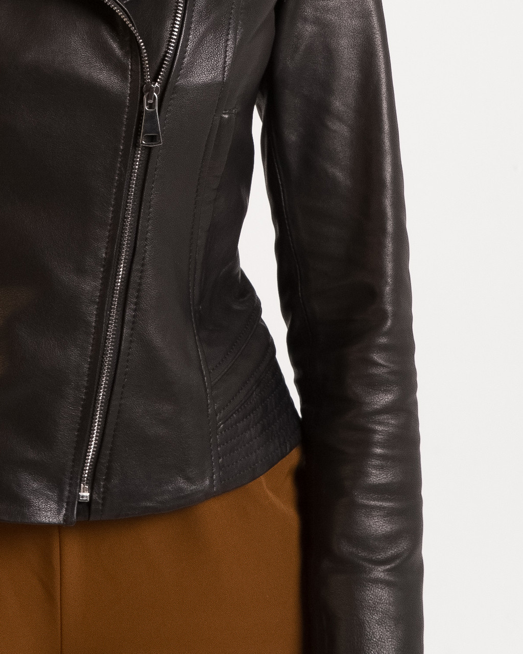 Кожаная куртка косуха VK черная короткая (Арт. LT369) - фото 5 - id-p1146458659