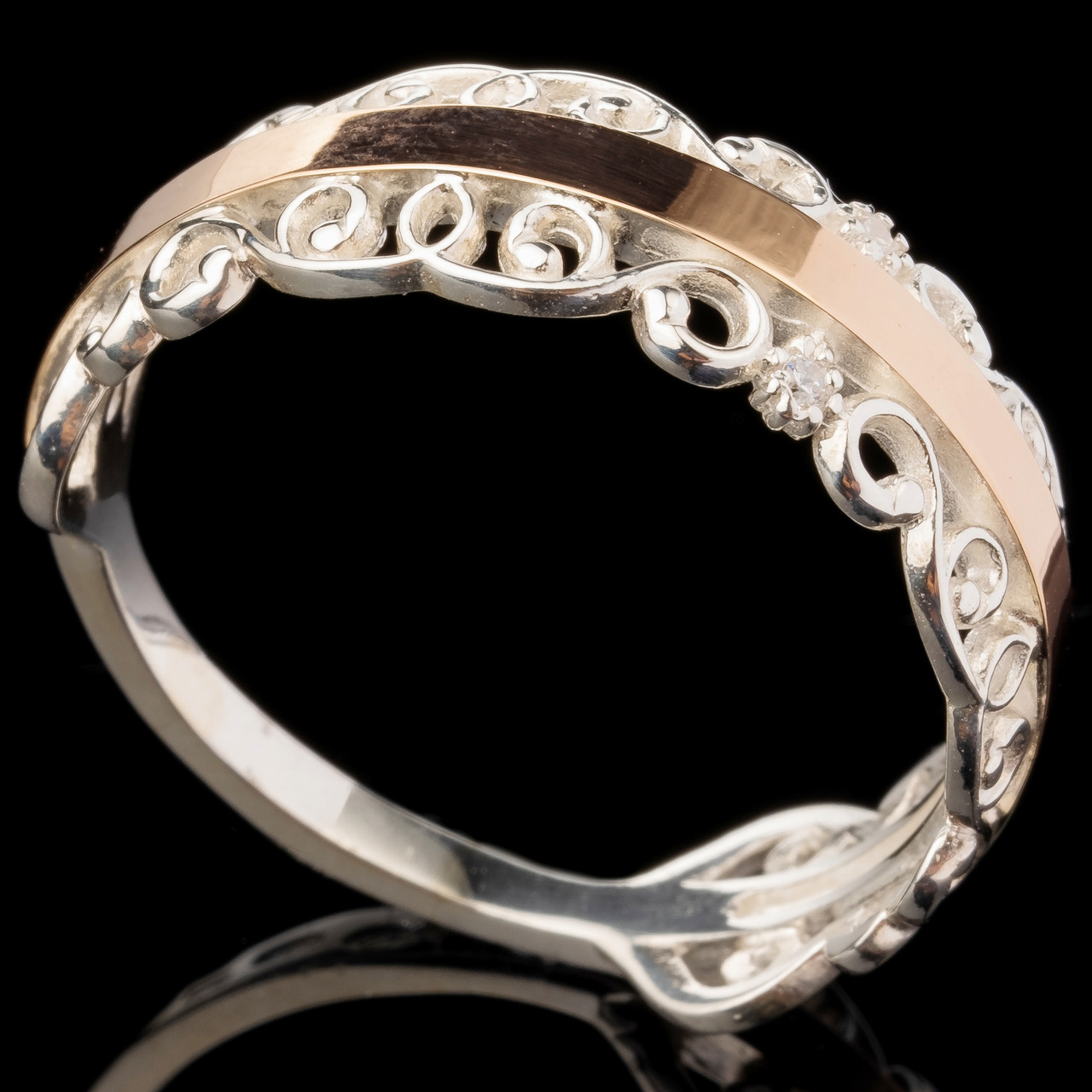 Серебряное кольцо 925 пробы с золотом арт. 548к