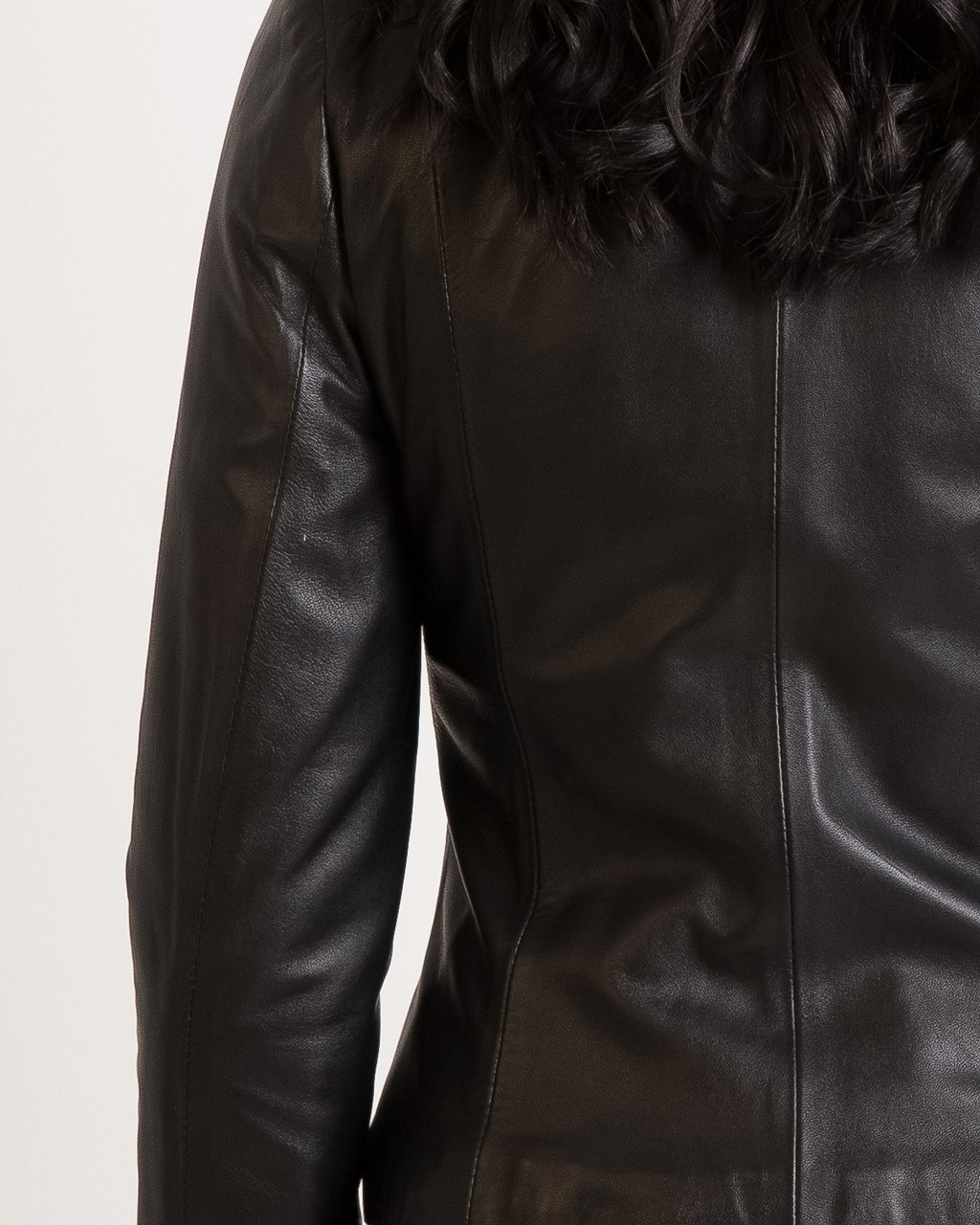 Кожаная куртка VK черная стеганая (Арт. NIK201) - фото 9 - id-p191493519