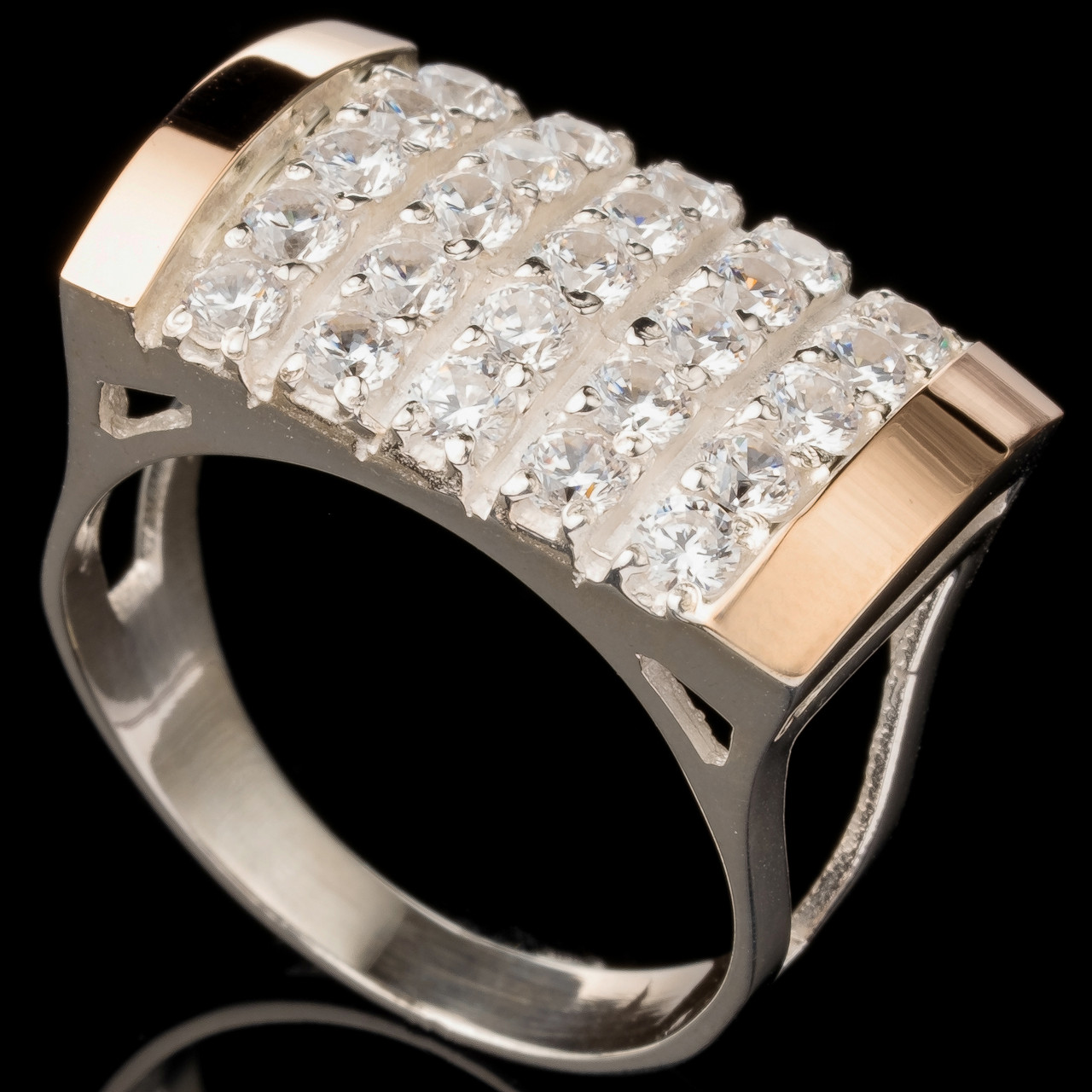 Серебряное кольцо 925 пробы с золотом арт. 556к