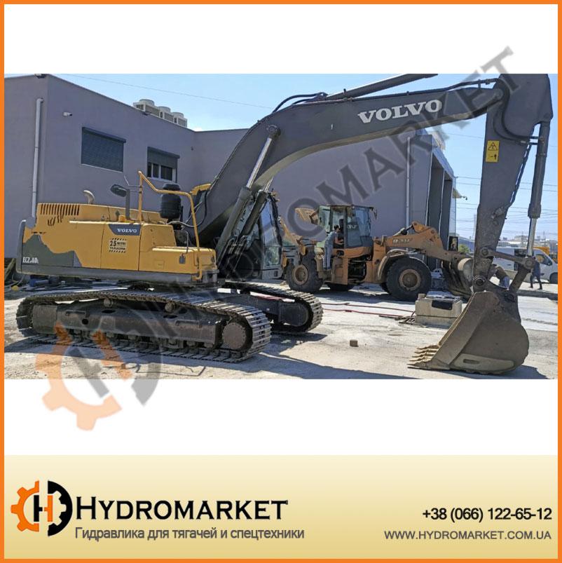 Екскаватор EC250DL Volvo Construction Equipment