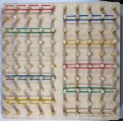 Геоборд або Планшет Математичний 30 х 30 см — 100 дерев'яних стійок + 30 гумок AS-7138