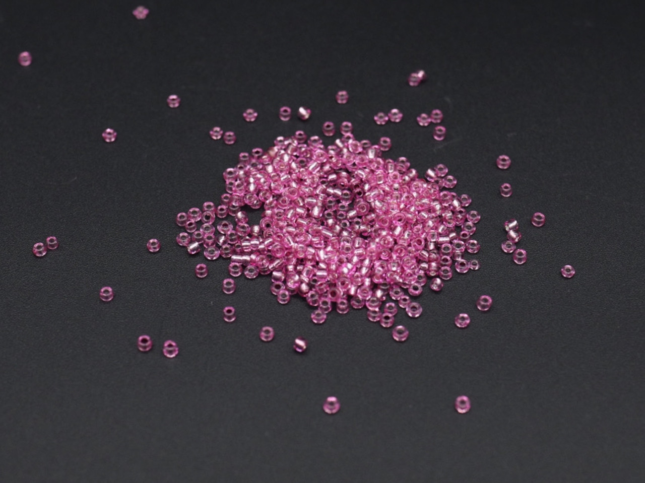 Рожевий Бісер для вишивки №12/0 2.3мм. 100г/уп. Круглий Прозорий Для рукоділля Намистини для прикрас