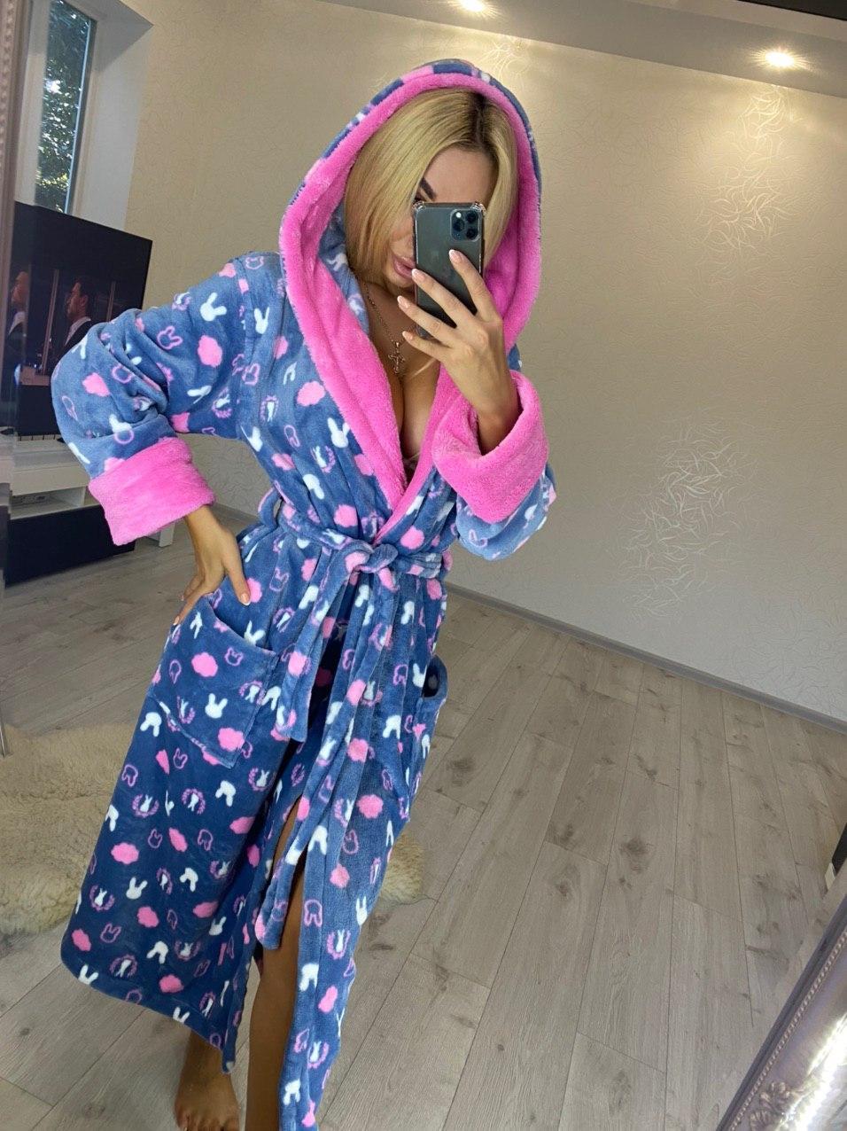 Гарний теплий жіночий довгий махровий халат із зайцями, фото 1