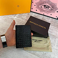 Кожаная обложка на паспорт Bottega Veneta