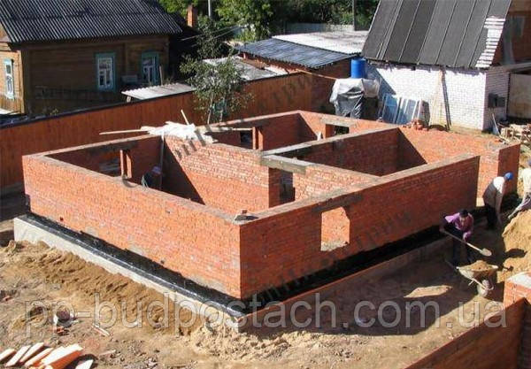 Закладка фундаменту цегляного будинку