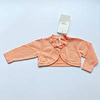 Болеро Mayoral трикотажное персикового цвета на пуговице с бантом для девочки на 6 месяцев
