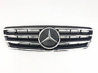 Решетка радиатора Mercedes C-Class W203 2000-2007 год CL стиль ( Черная глянцевая с хром вставками )