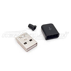 Роз'єм штекер USB-A, глянсовий чорний із корпусом і кабельним введенням