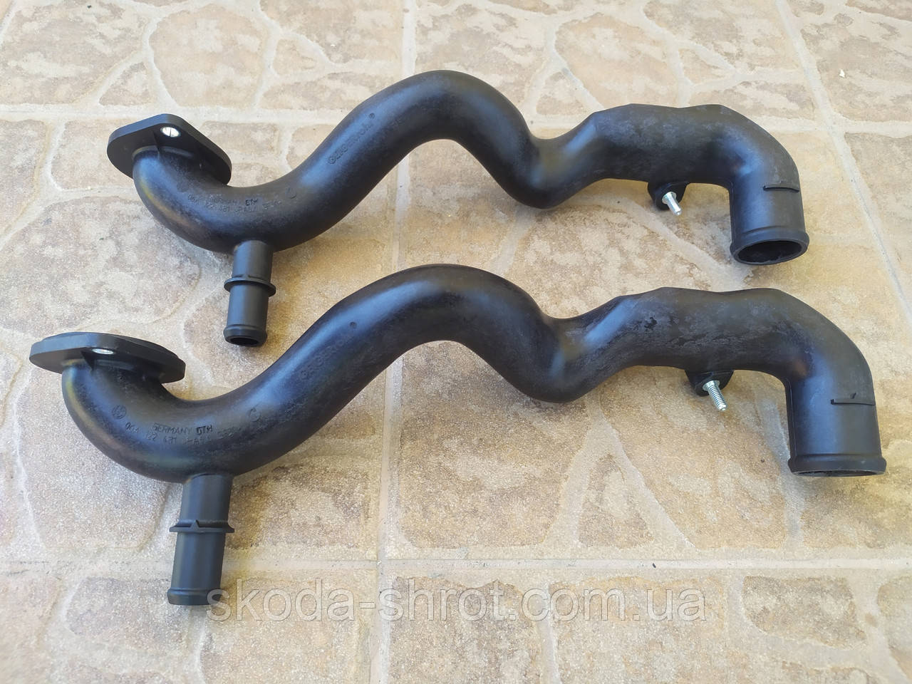 Патрубок двигателя BFQ или AVU 06А122481 пластиковый, 06A122481 VAG ...