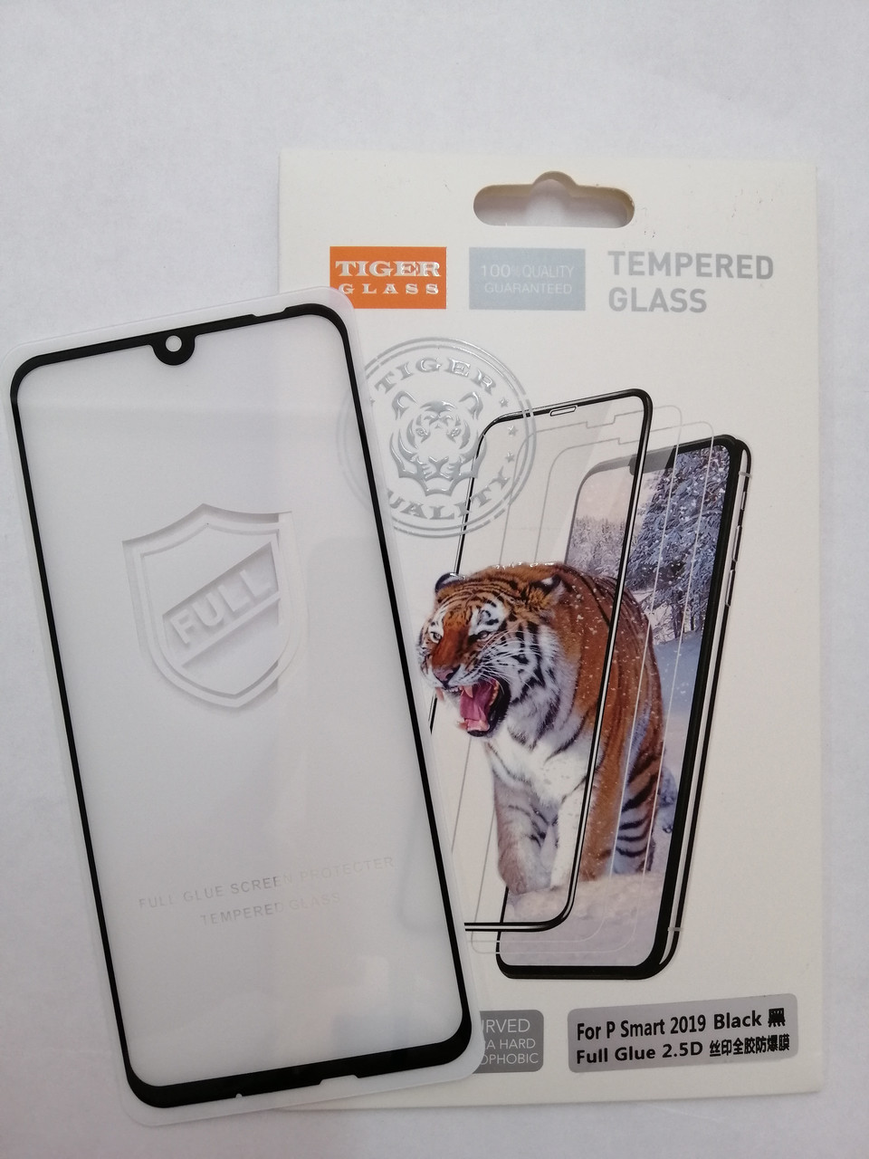 Захисне скло Huawei P Smart 2019 Tiger Glass Black