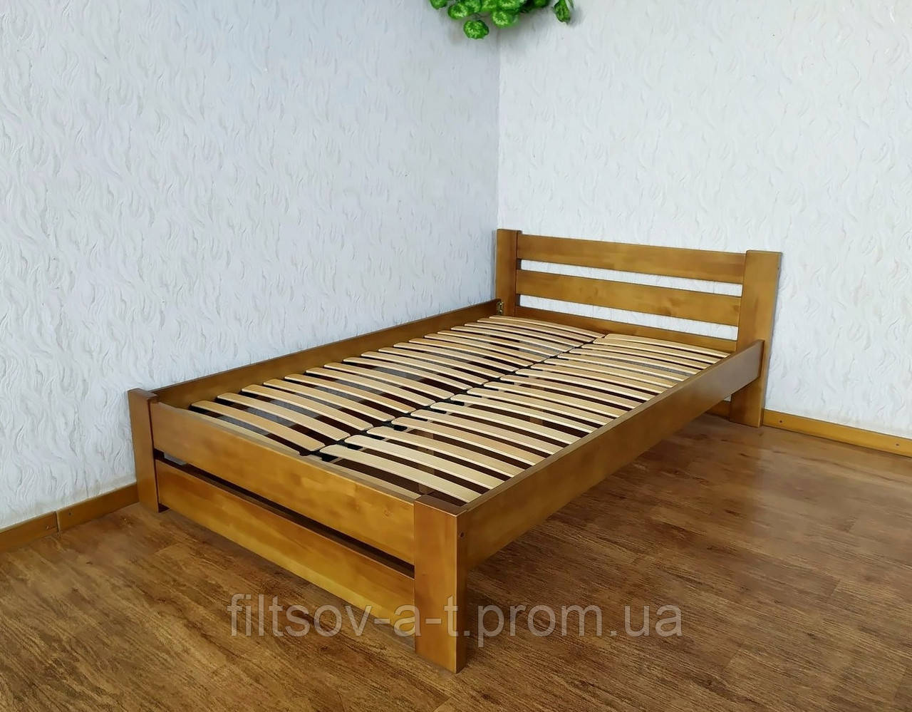 Дерев'яне ліжко двоспальне для спальні з масиву натурального дерева "Лабелія" від виробника