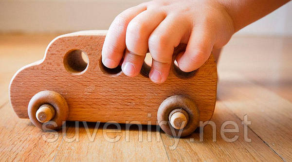 Польза деревянных игрушек для детей