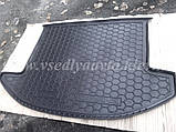 Килимок в багажник KIA Carens з 2006-2013 рр .. 5 місць (AVTO-GUMM) поліуретан, фото 3