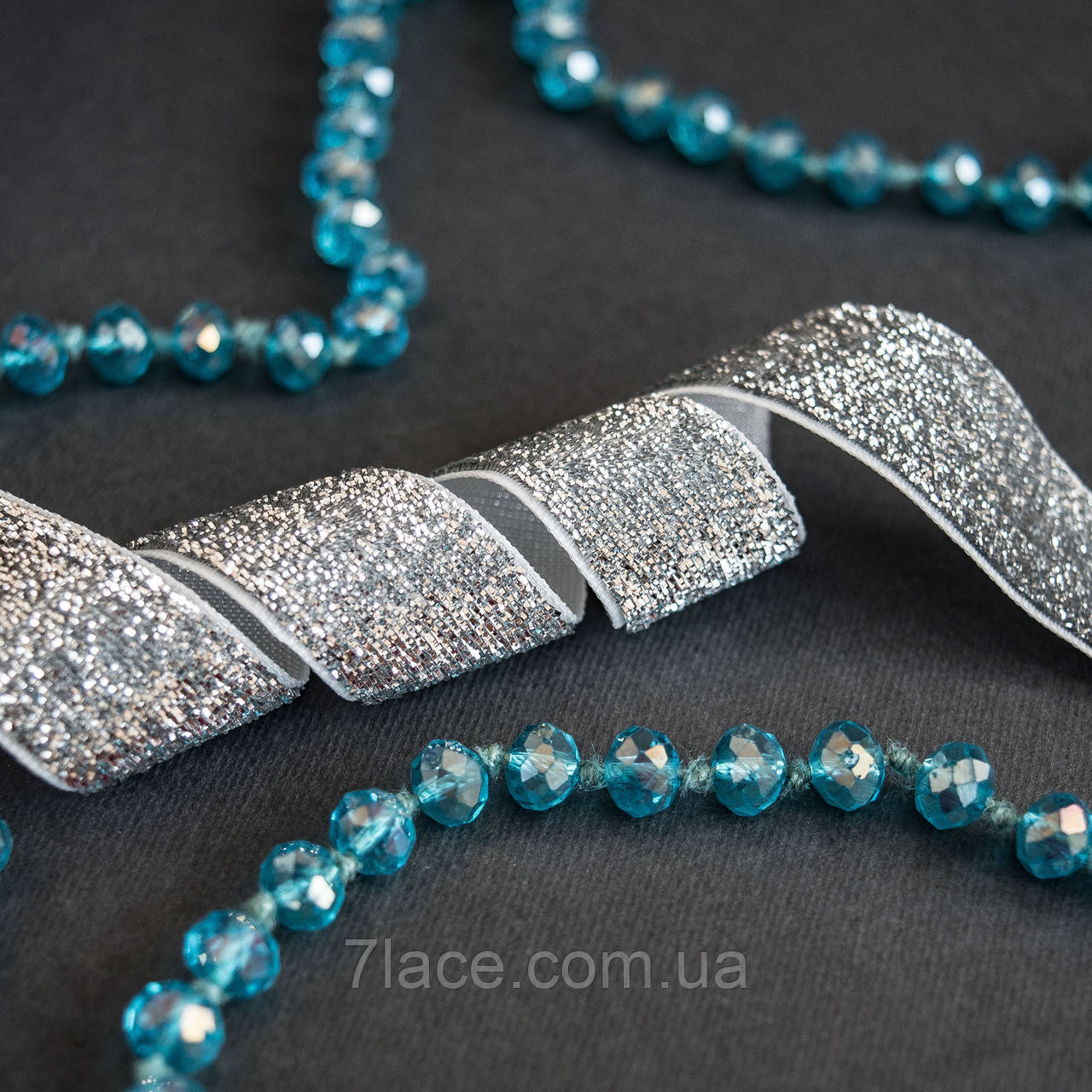 Стрічка оксамитова з люрексом/колір серб'яний/ширина 2,0 см/бобіна 50 ярдів