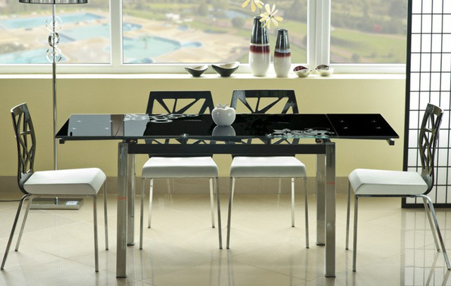 Чорний розкладний кухонний стіл Signal GD-017 скло на хромованих плоских ніжках Польща Чорний розкладний кухонний стіл Signal GD-017 скло на хромованих плоских ніжках Польща