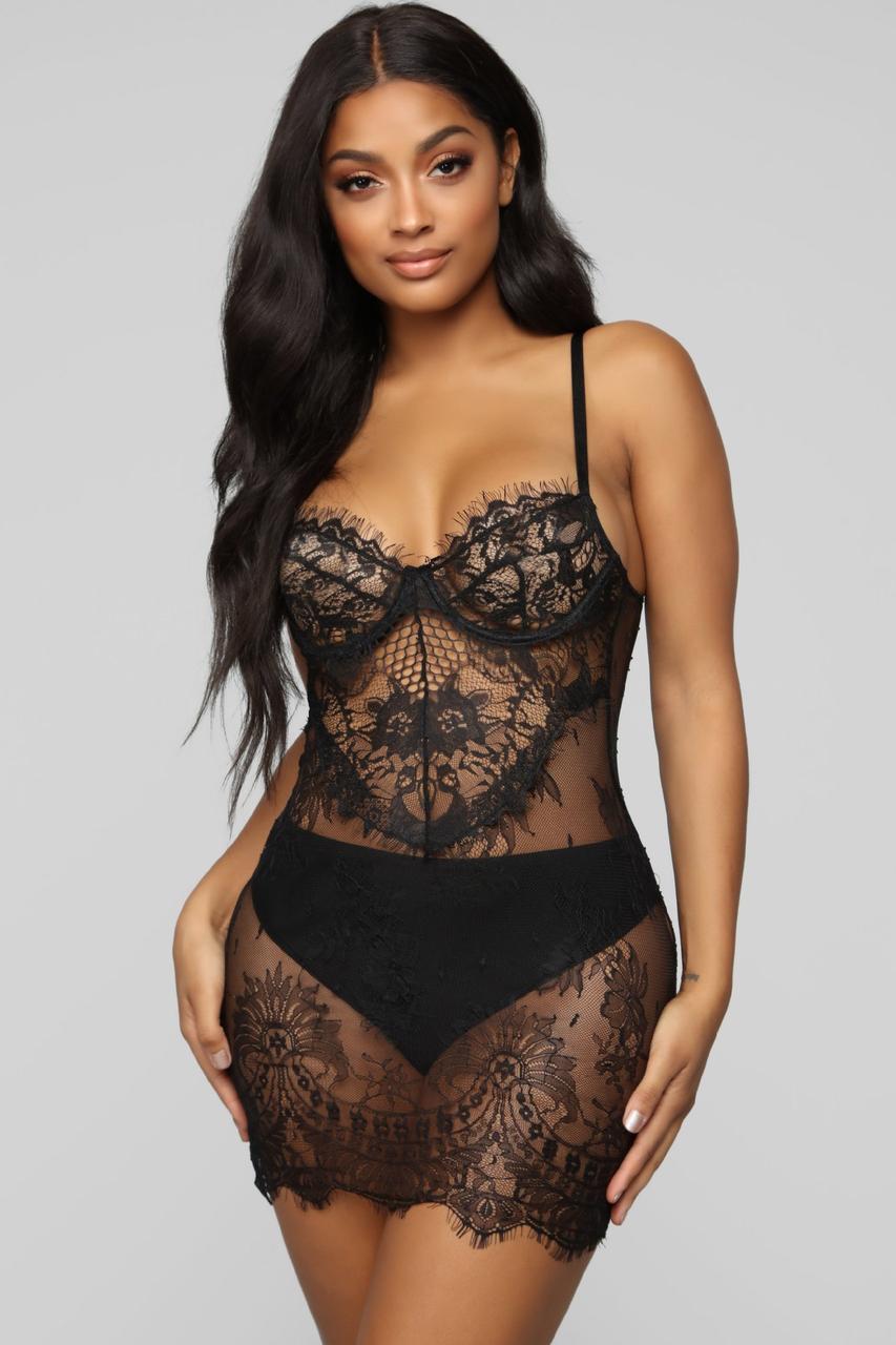 Мереживний пеньюар