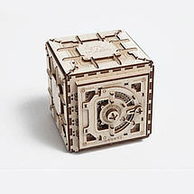 Сейф UGears (179 деталей) — механічний дерев'яний 3D-пазл конструктор, фото 3