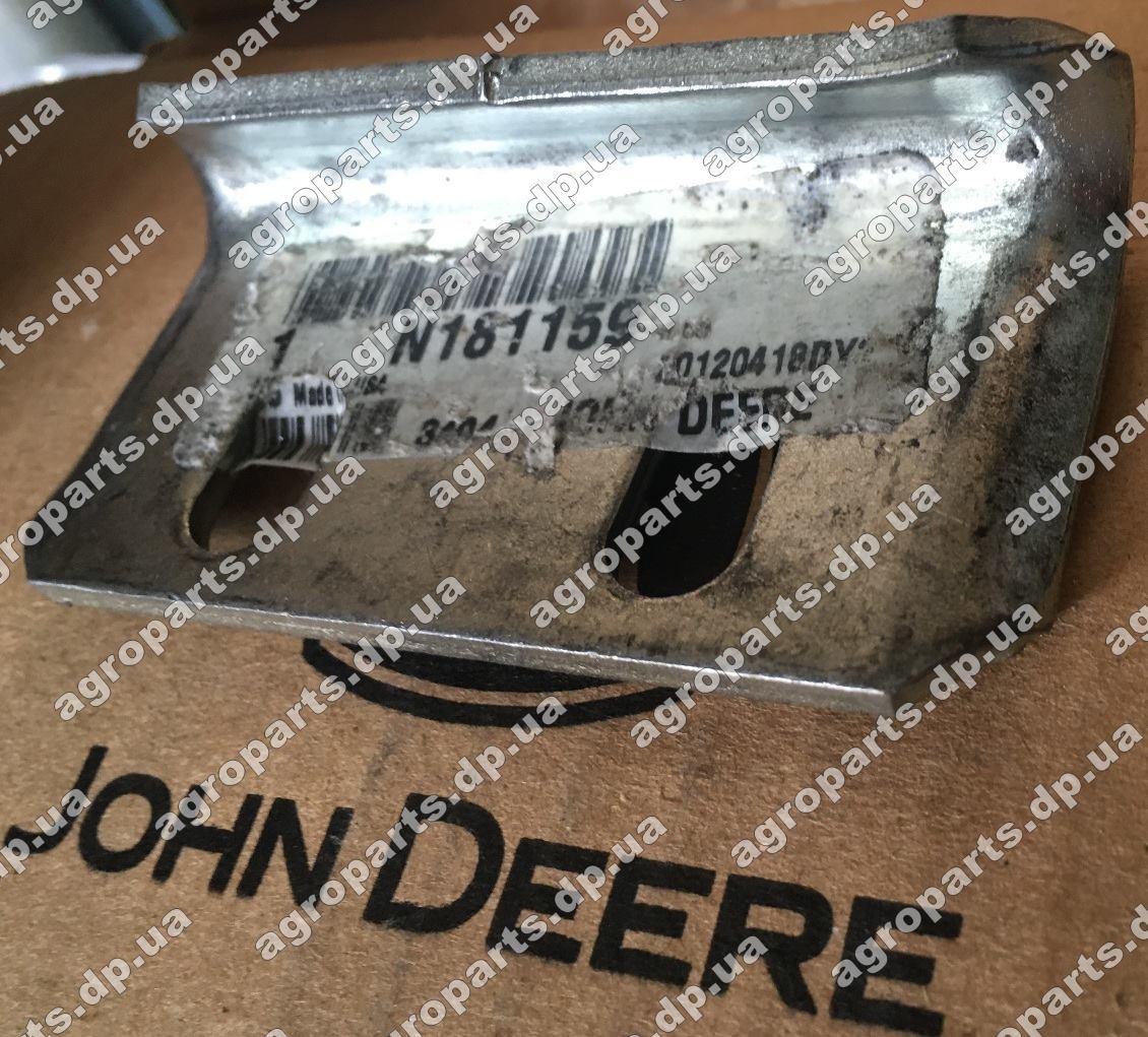 Кріплення N181159 граблини боронимет John Deere Retainer притиск n181159 фіксатор